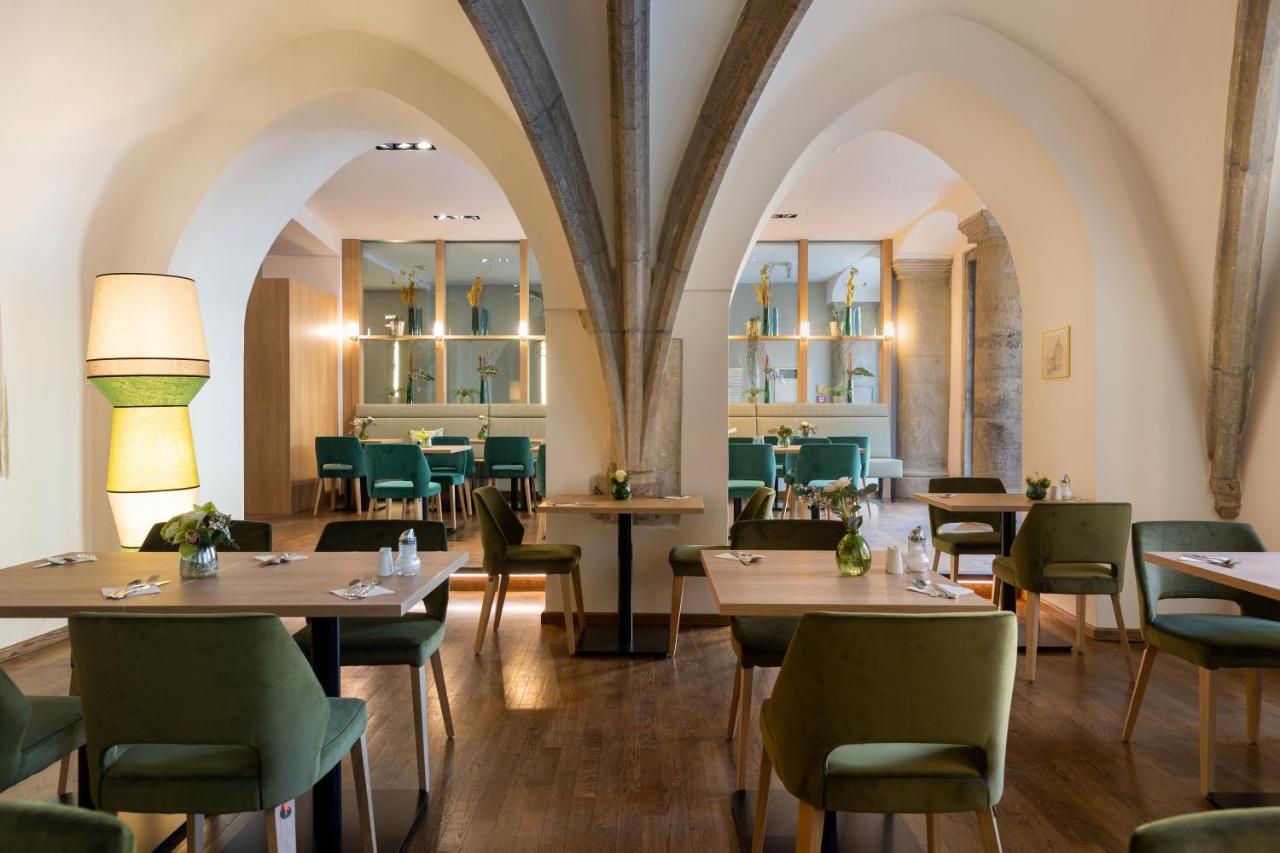 Altstadthotel Arch Regensburg Dış mekan fotoğraf